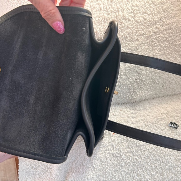 Vintage Coach Belmont Black Leather Bag with gold hardware - Picture 7 of 15